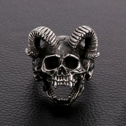 New mysterious portrait retro pattern skull ring