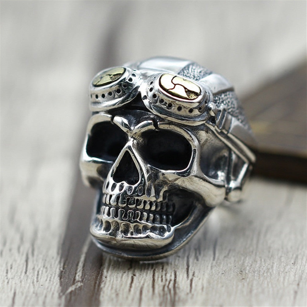 Fashion creative domineering pilot skull head ring